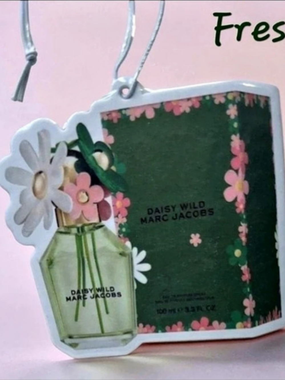 Marc Jacobs Daisy Wild Floral Fragrance Car Freshie Green NWT